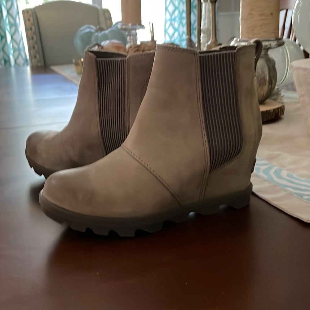 Sorel Joan of Ark Chelsea Boots